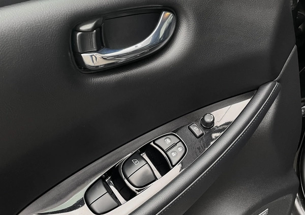 Nissan Leaf cena 87900 przebieg: 43840, rok produkcji 2019 z Rzeszów małe 781